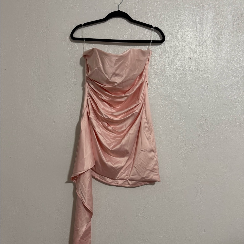 Chic Asymmetrical Pink Strapless Dress